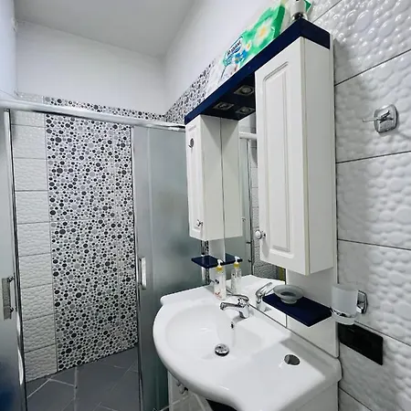 Escape - 2 Apartamento Tirana