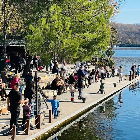 Escape - 2 Lägenhet *