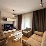 Escape - 2 شقة *