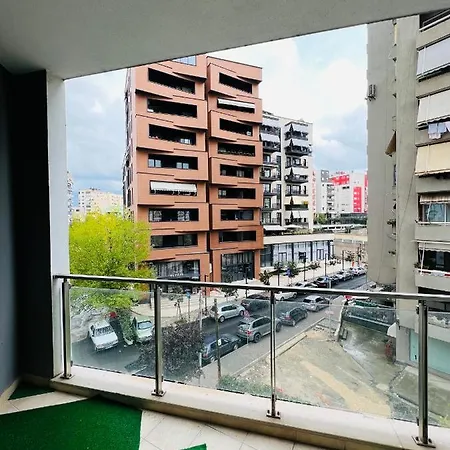Escape - 2 * Tirana