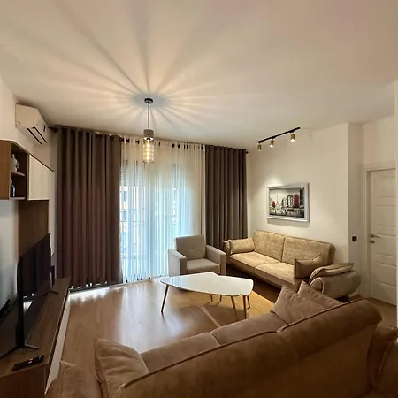 Escape - 2 * Tirana